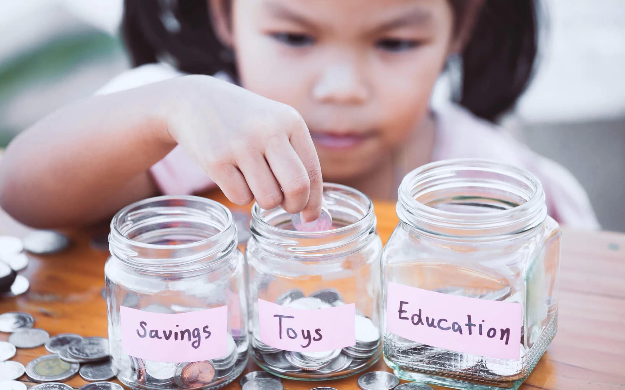How to Encourage Your Kids to Budget Their Money